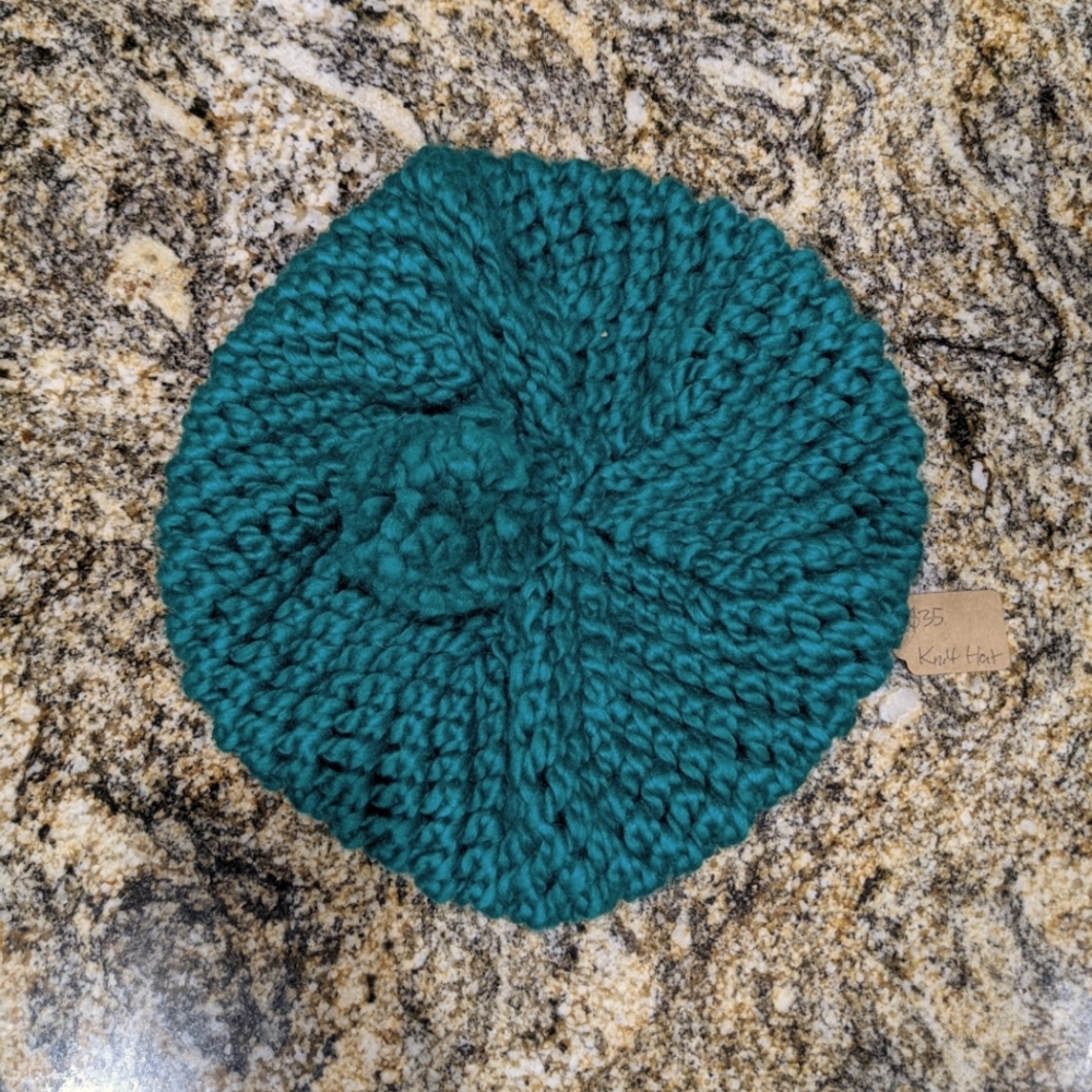 Teal knitted baret hat